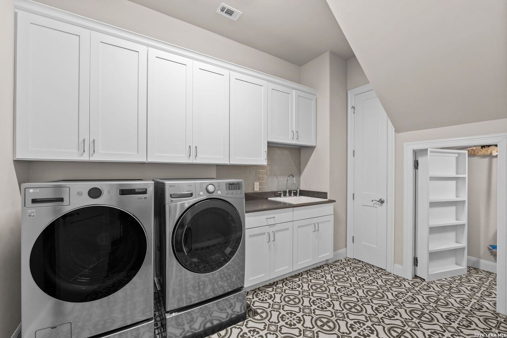 612 Ogden San Antonio TX 78209