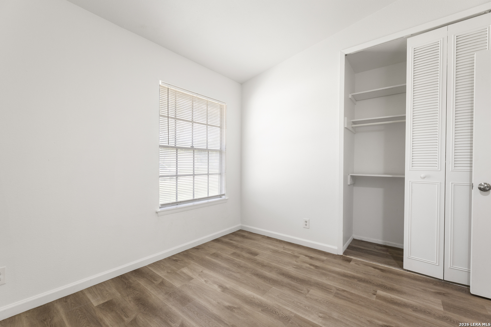 4835 Village View San Antonio TX 78218