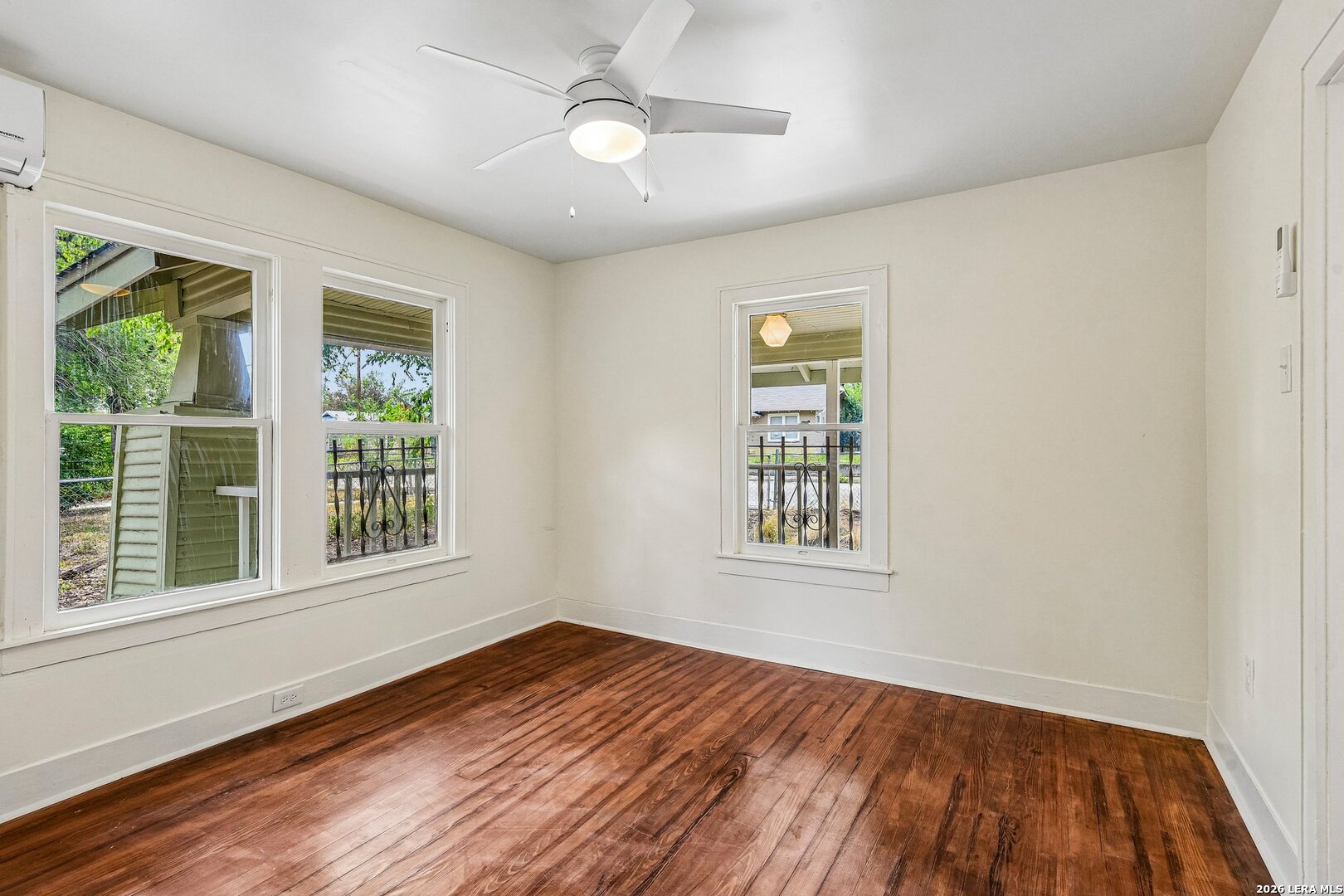 1711 Center San Antonio TX 78202
