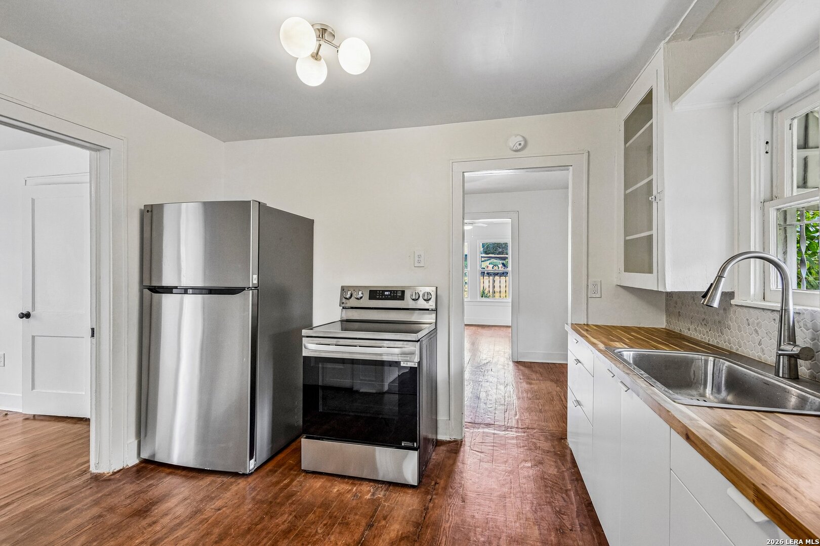 1711 Center San Antonio TX 78202
