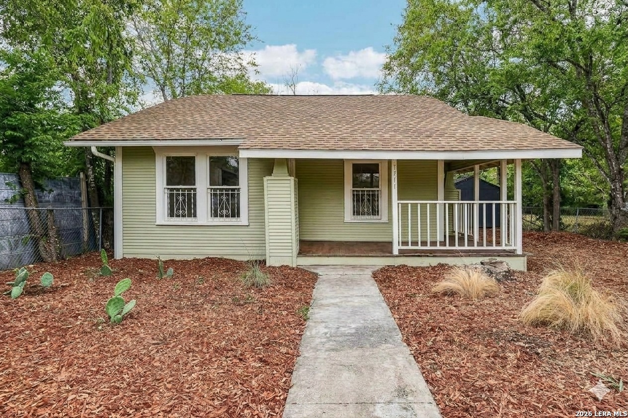 1711 Center San Antonio TX 78202