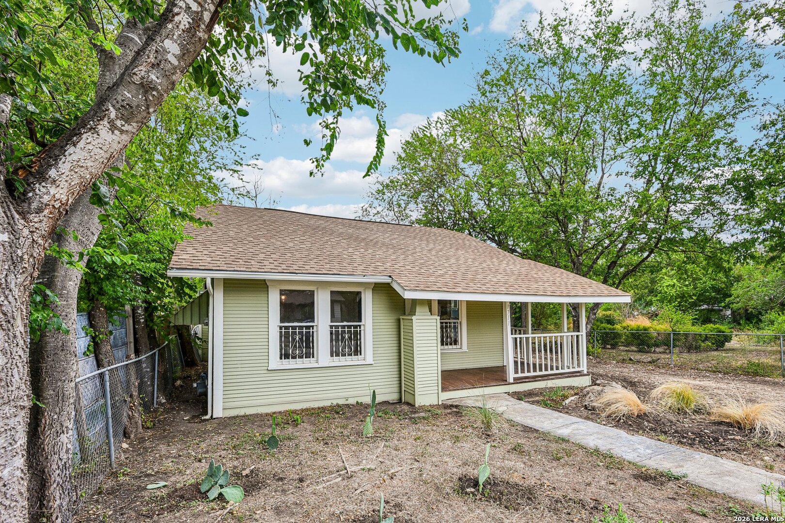 1711 Center San Antonio TX 78202