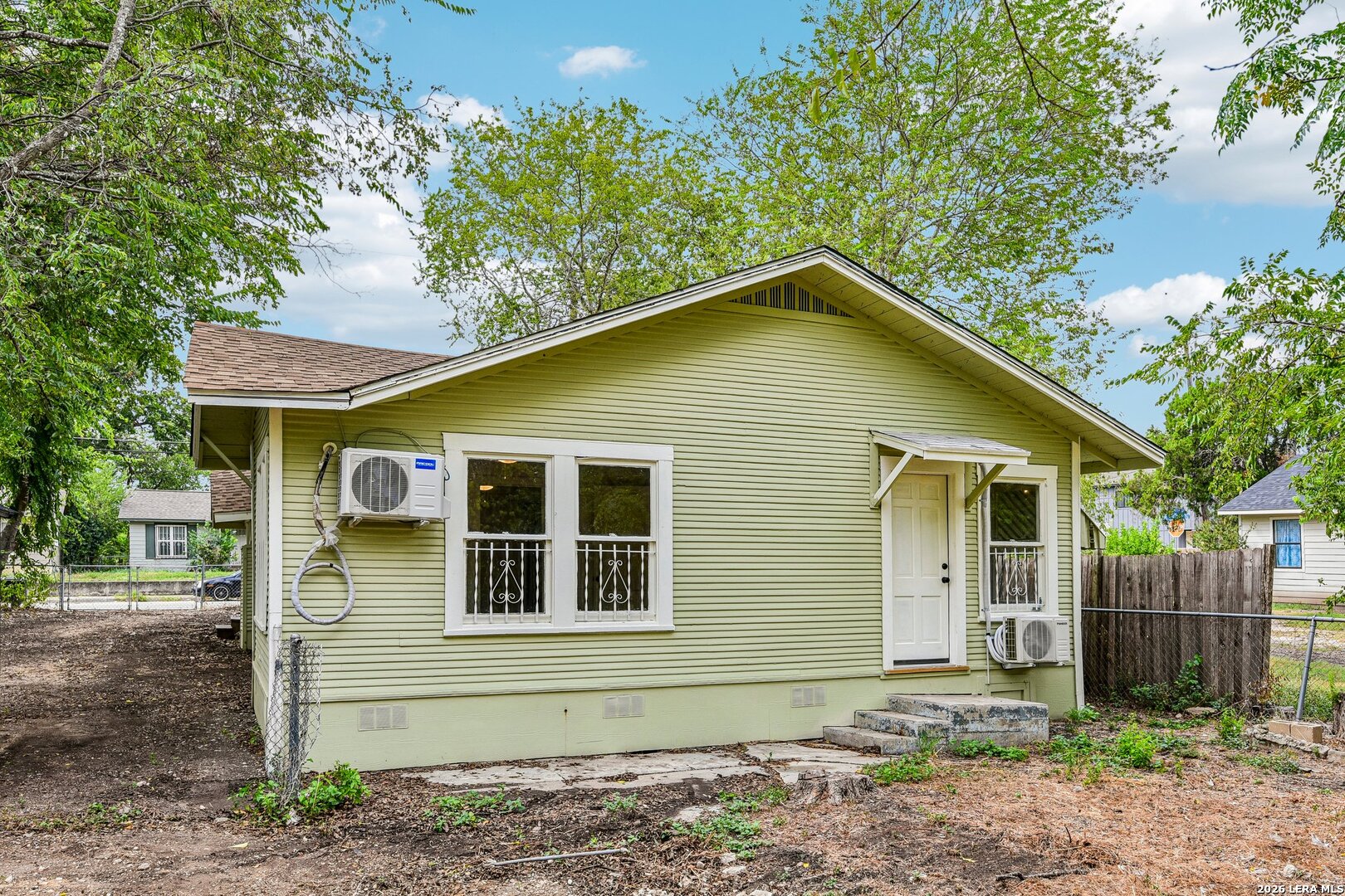 1711 Center San Antonio TX 78202