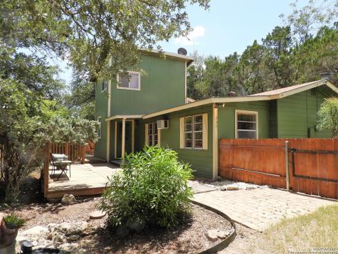 257 Black Bass Road Lakehills TX 78063