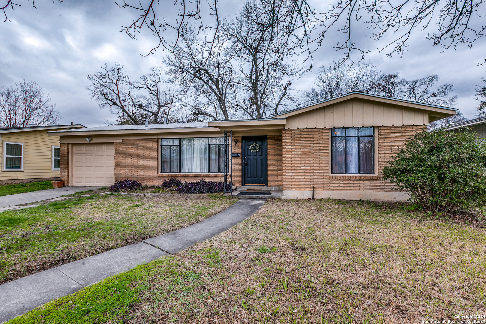 57 Vaughan Place San Antonio TX 78201