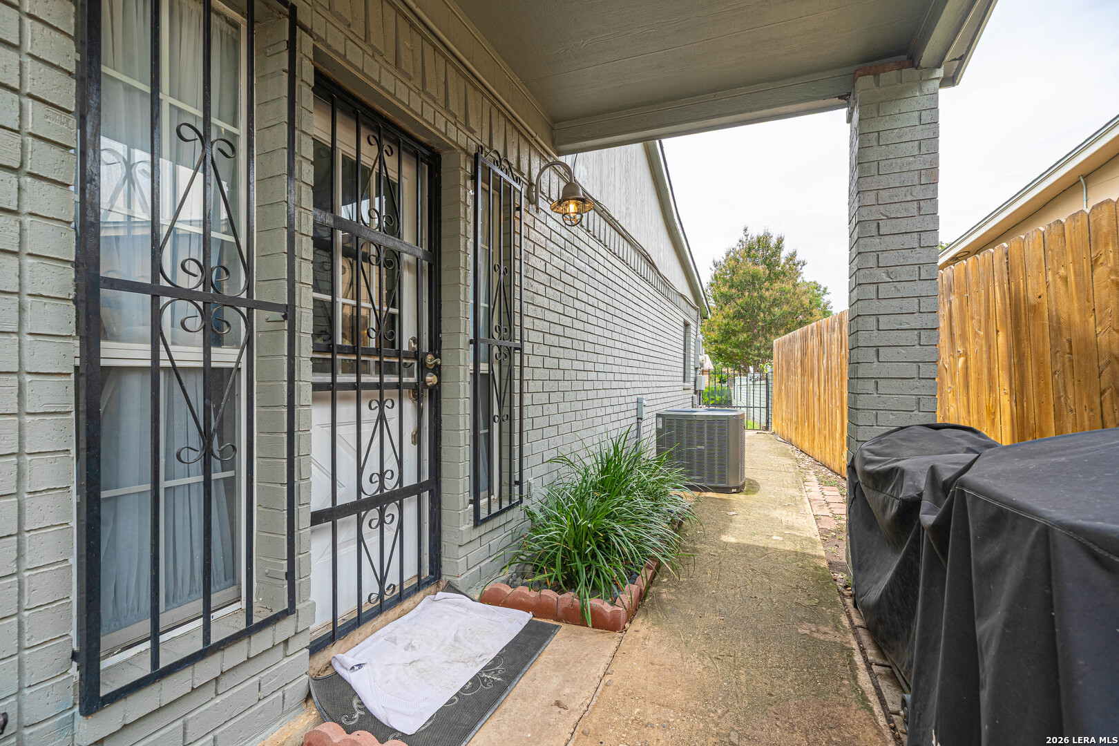 2202 Lake Louise Drive San Antonio TX 78228