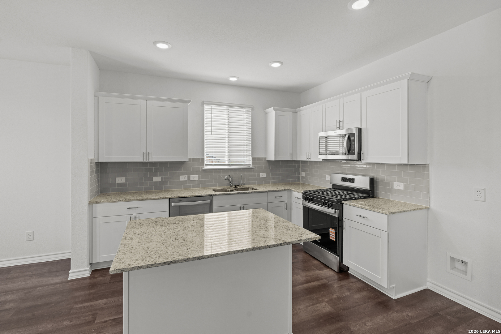 825 Rustic Grove Boerne TX 78006