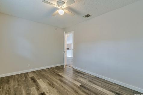 8023 Copper Trail San Antonio TX 78244