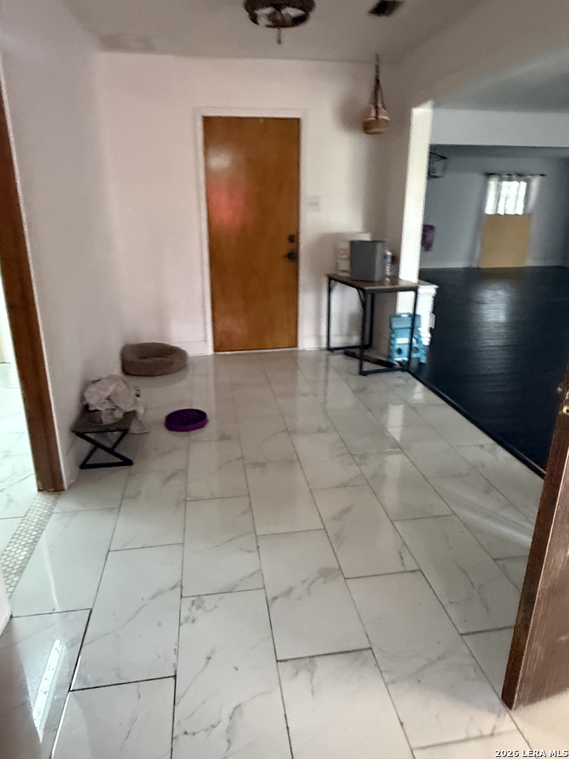 5642 Brandemere San Antonio TX 78218