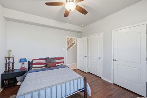 1701 Charter Oak Canyon Lake TX 78133