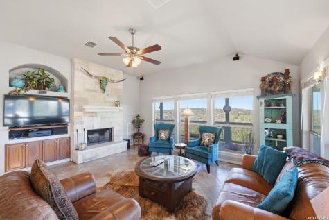 1701 Charter Oak Canyon Lake TX 78133
