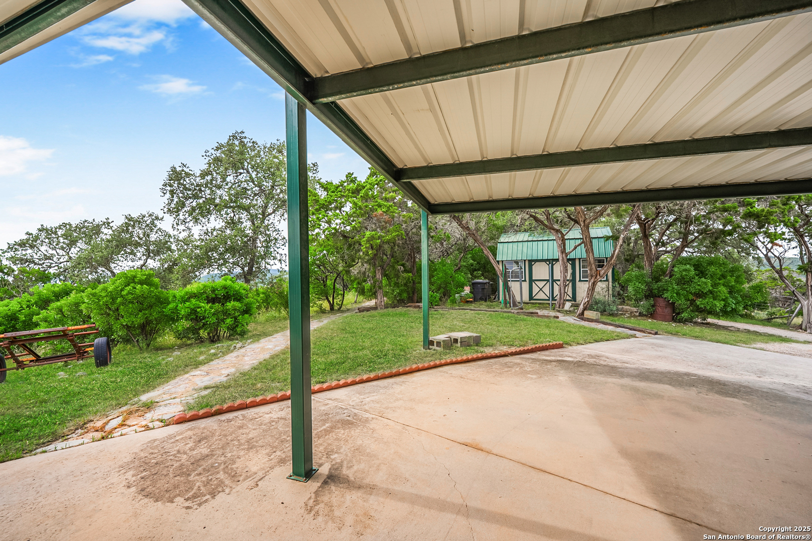 1494 County Road 270 Mico TX 78056
