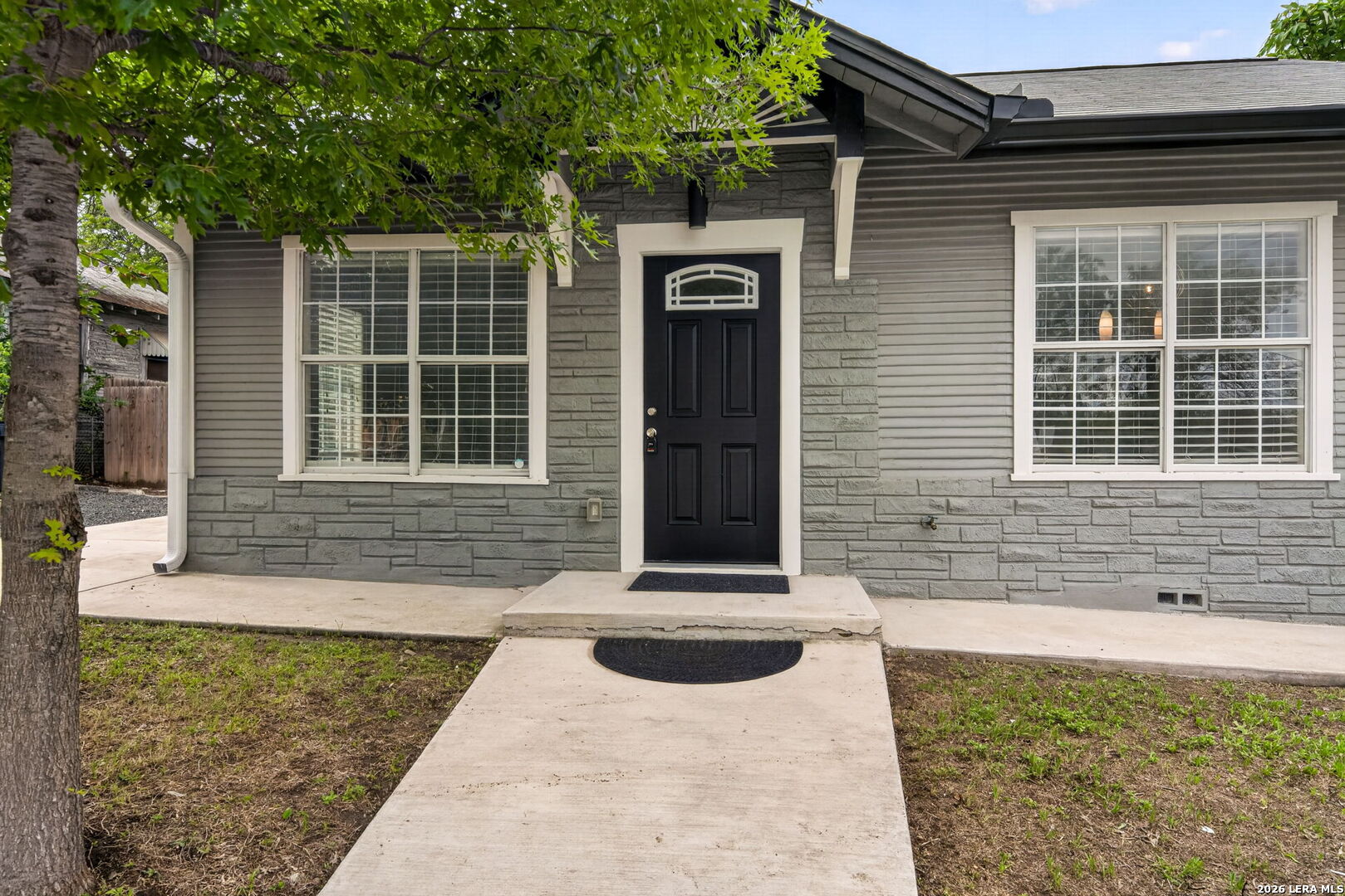 210 Dumoulin San Antonio TX 78210