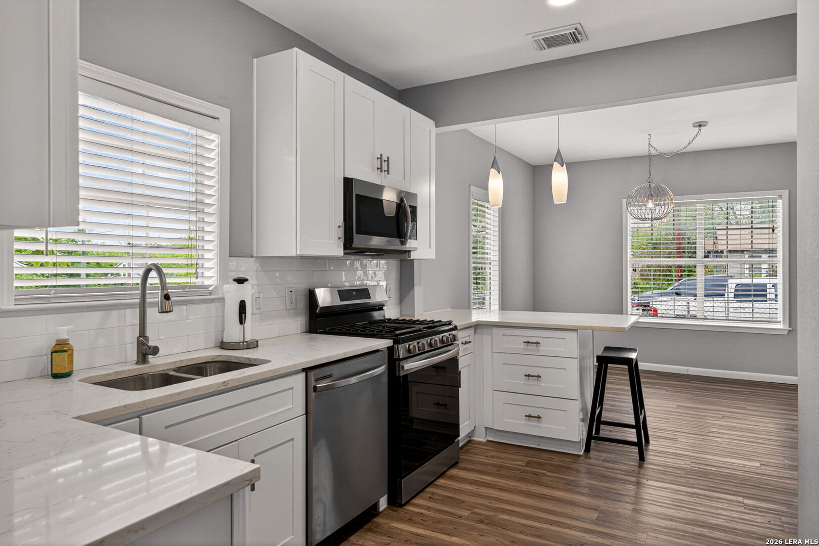 210 Dumoulin San Antonio TX 78210