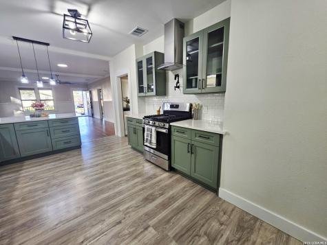 624 S Austin Street Seguin TX 78155