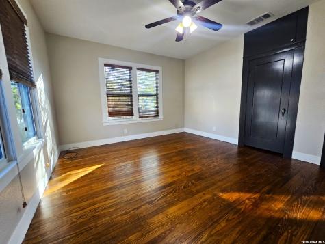 624 S Austin Street Seguin TX 78155