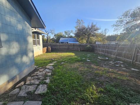 624 S Austin Street Seguin TX 78155