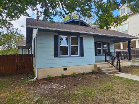 624 S Austin Street Seguin TX 78155