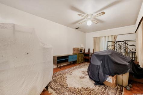 129 Meadow Way Universal City TX 78148