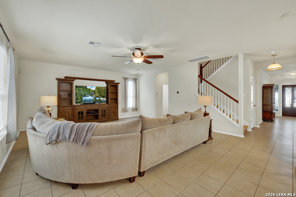 2748 War Admiral Schertz TX 78108