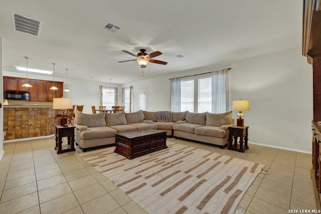 2748 War Admiral Schertz TX 78108
