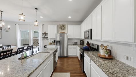 12421 Vista Rim San Antonio TX 78233