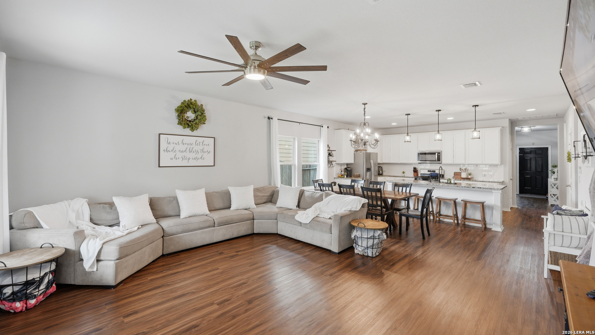 12421 Vista Rim San Antonio TX 78233