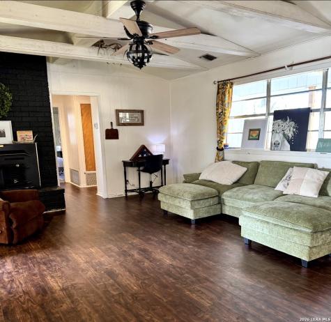 135 Walnut Grove Road Boerne TX 78006