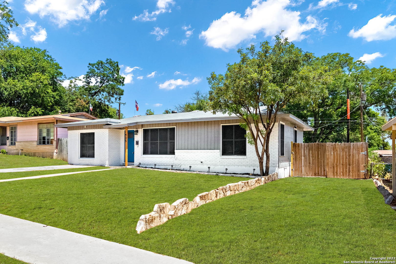 435 Savannah Drive San Antonio TX 78213