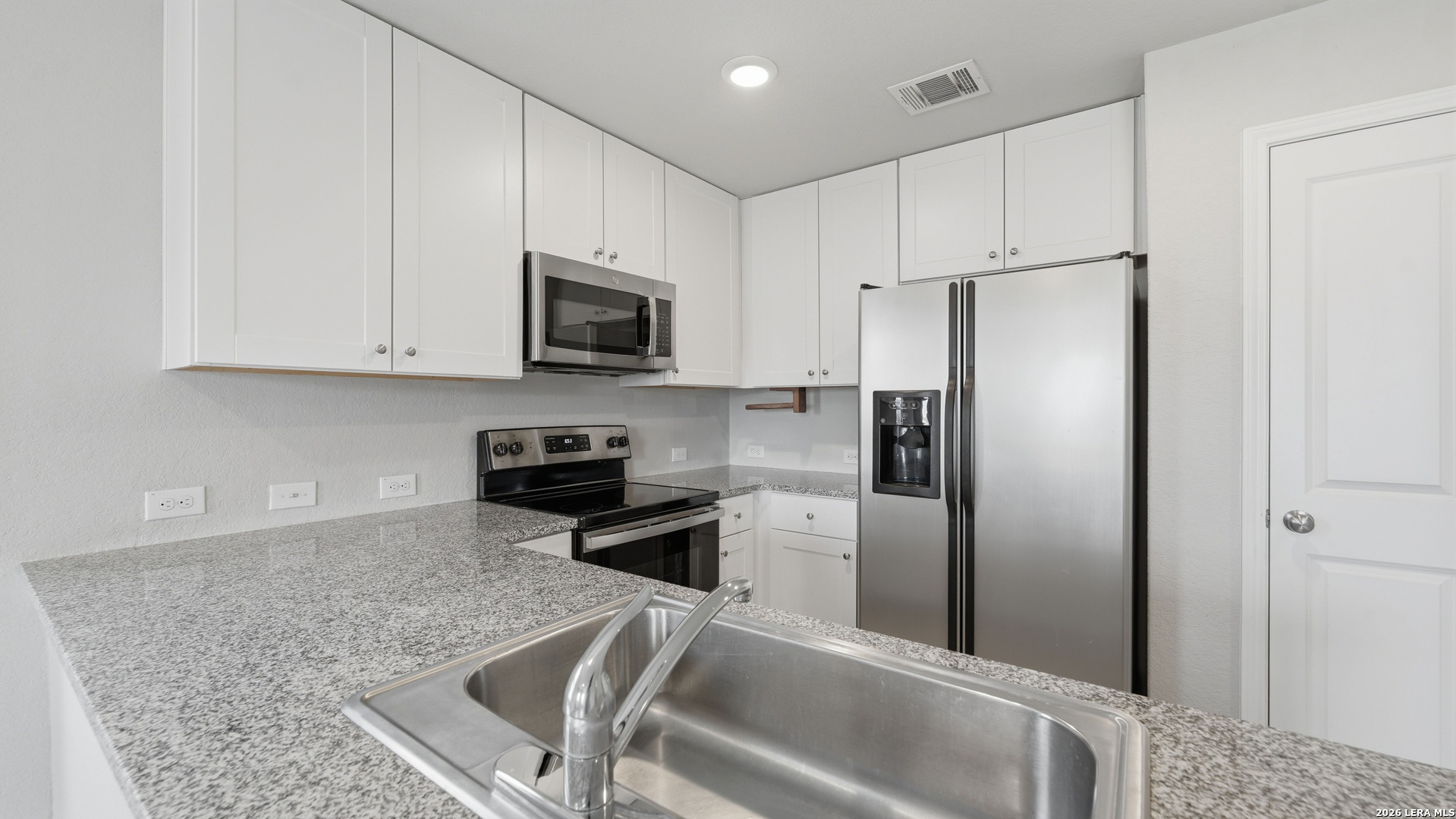 2627 Pechora Pipit New Braunfels TX 78130