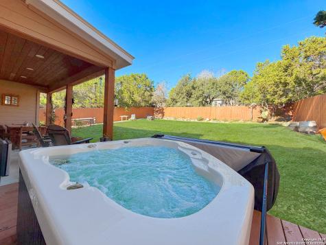 1151 Eastview Canyon Lake TX 78133