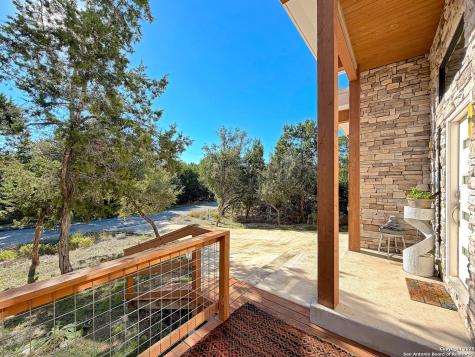 1151 Eastview Canyon Lake TX 78133
