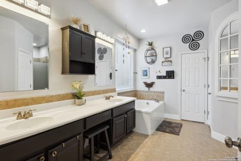 538 Calm Springs San Antonio TX 78260