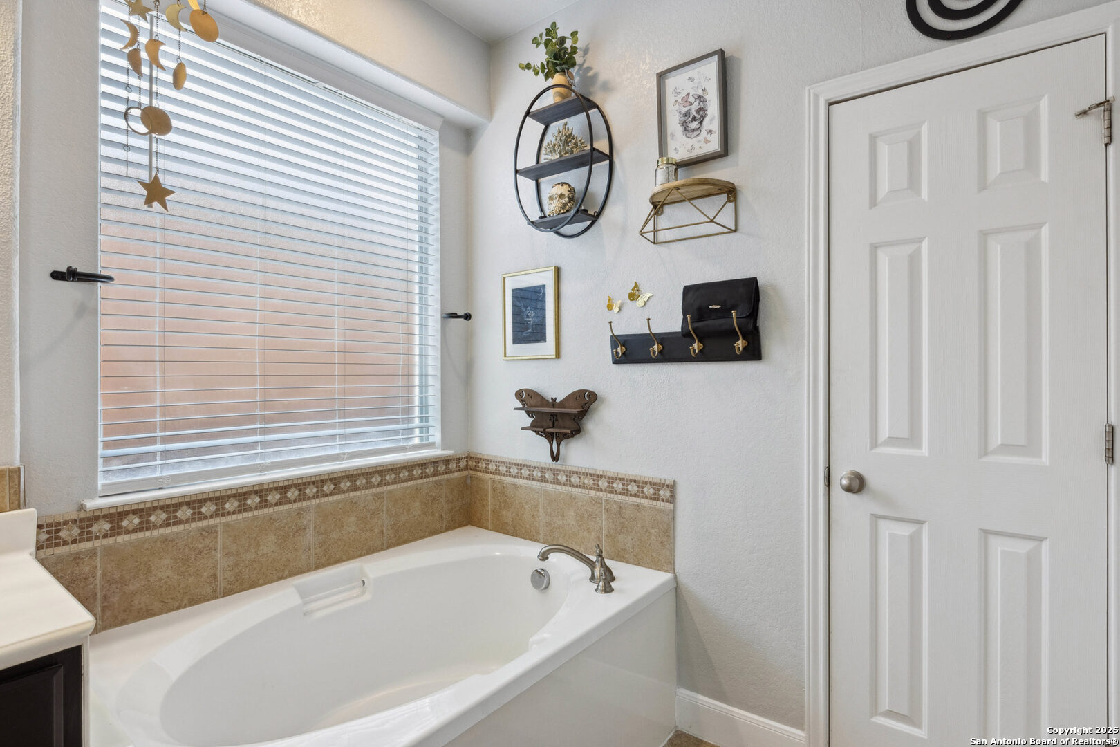 538 Calm Springs San Antonio TX 78260