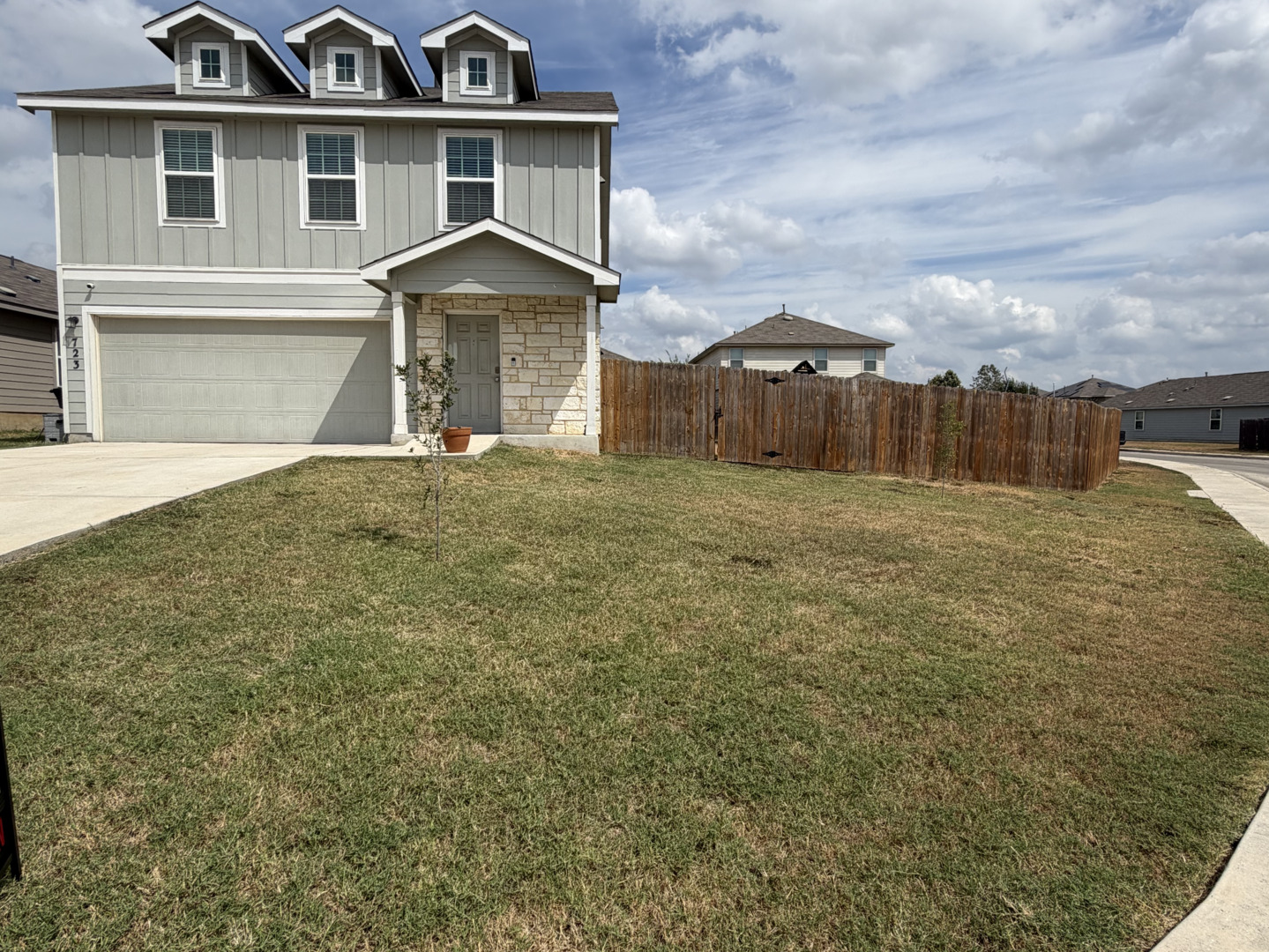 723 Pelican Landing San Antonio TX 78221