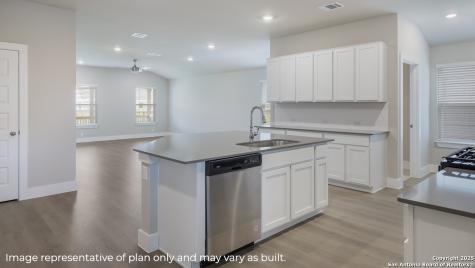 4723 Gypsum Falls San Antonio TX 78253