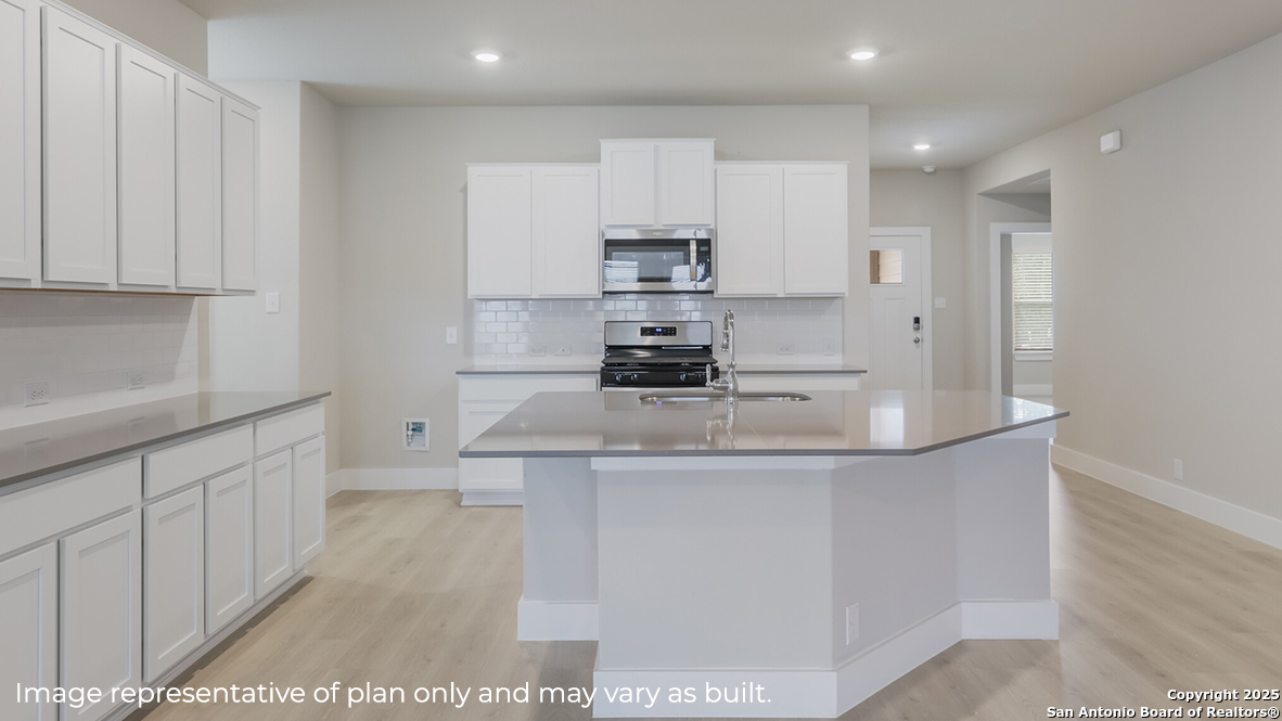 4723 Gypsum Falls San Antonio TX 78253