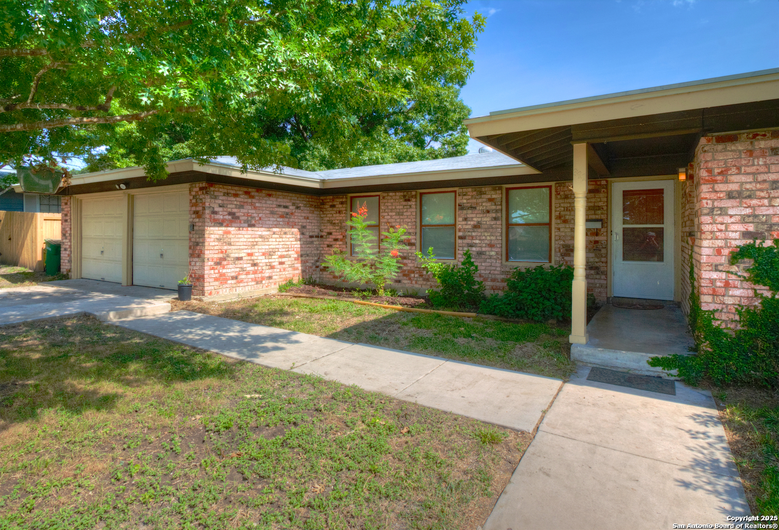 311 Rilla Vista San Antonio TX 78216