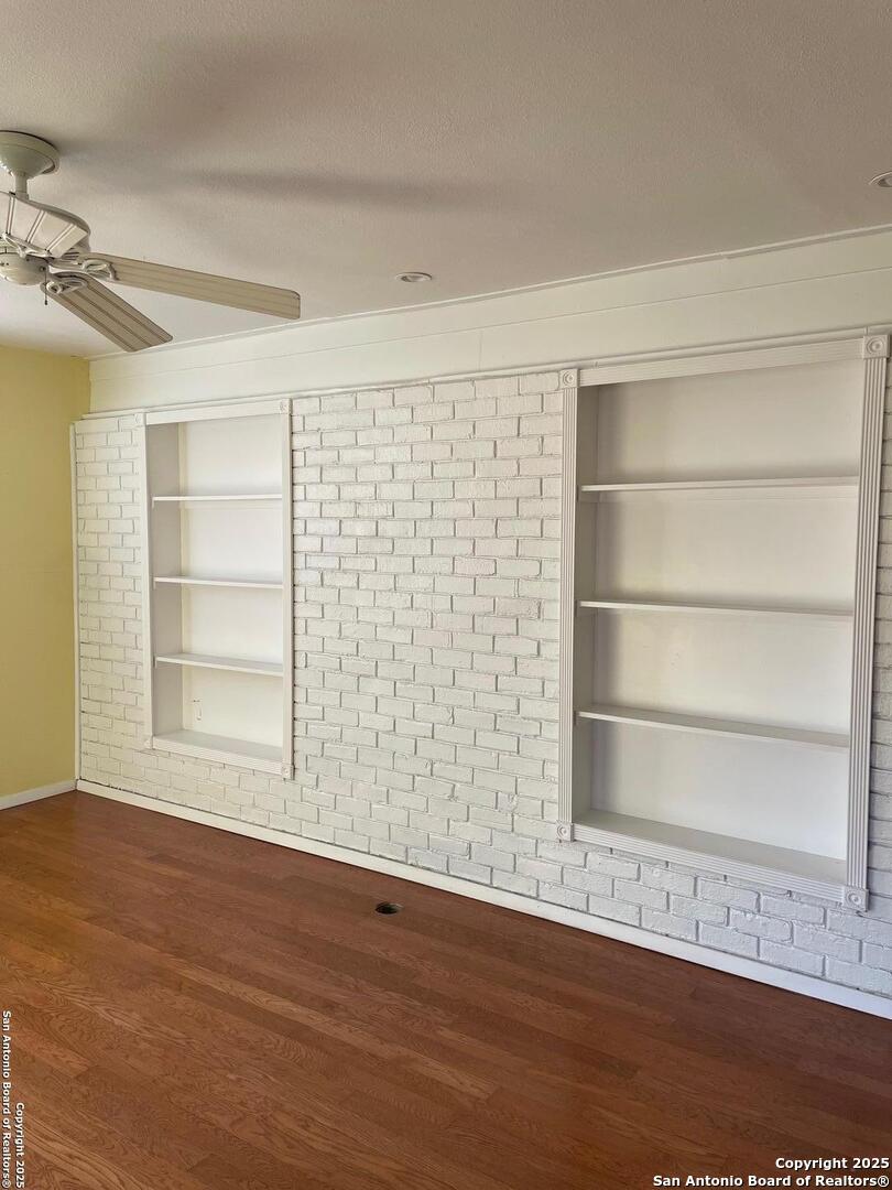 311 Rilla Vista San Antonio TX 78216