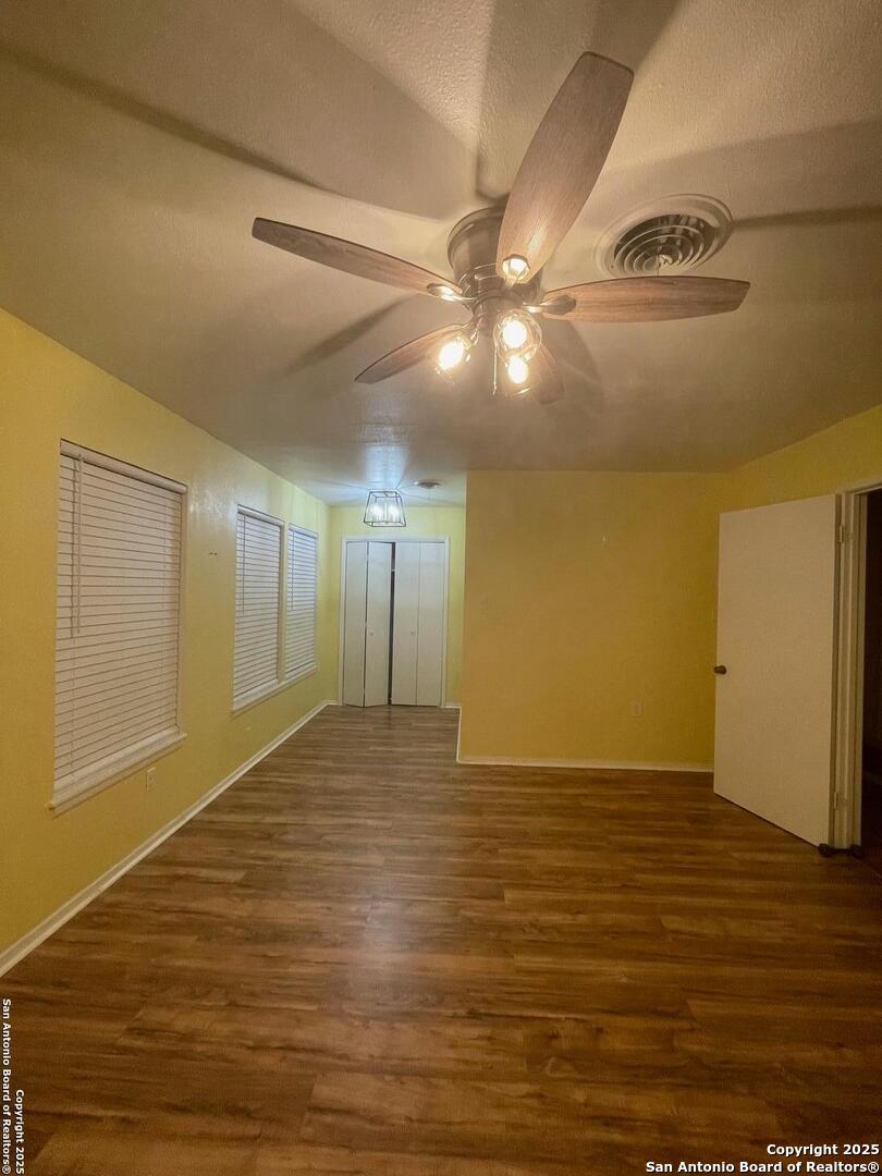 311 Rilla Vista San Antonio TX 78216