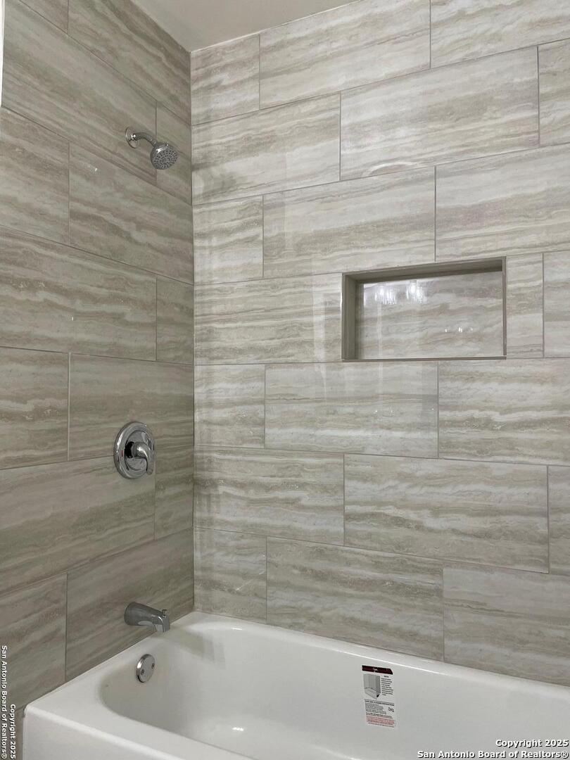 311 Rilla Vista San Antonio TX 78216