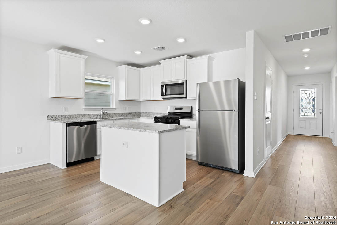 3402 Warlow Branch San Antonio TX 78109