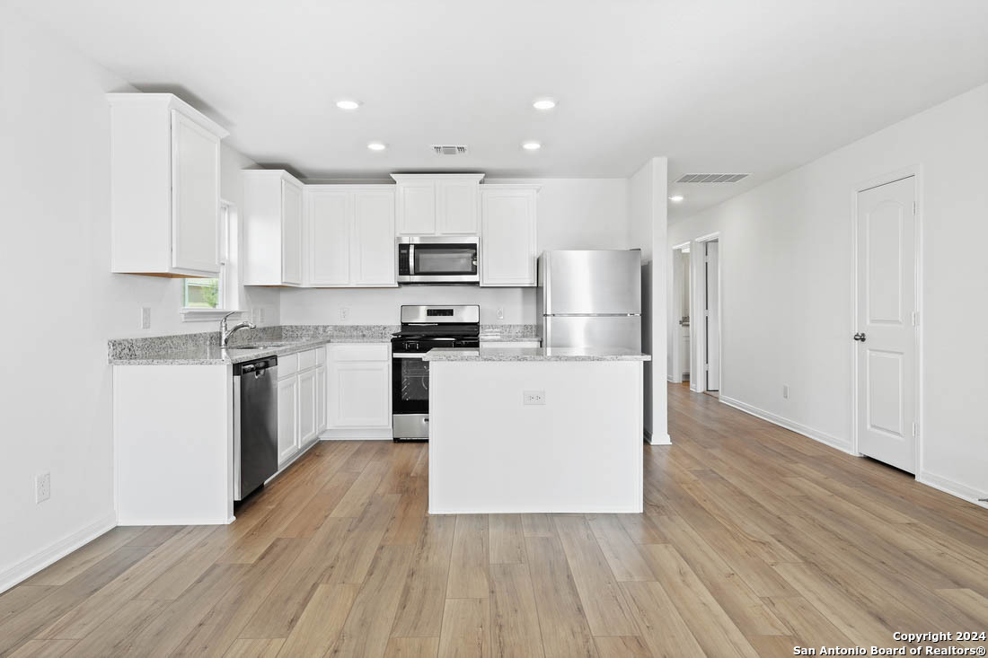 3402 Warlow Branch San Antonio TX 78109