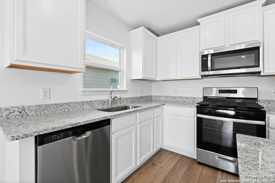 3402 Warlow Branch San Antonio TX 78109