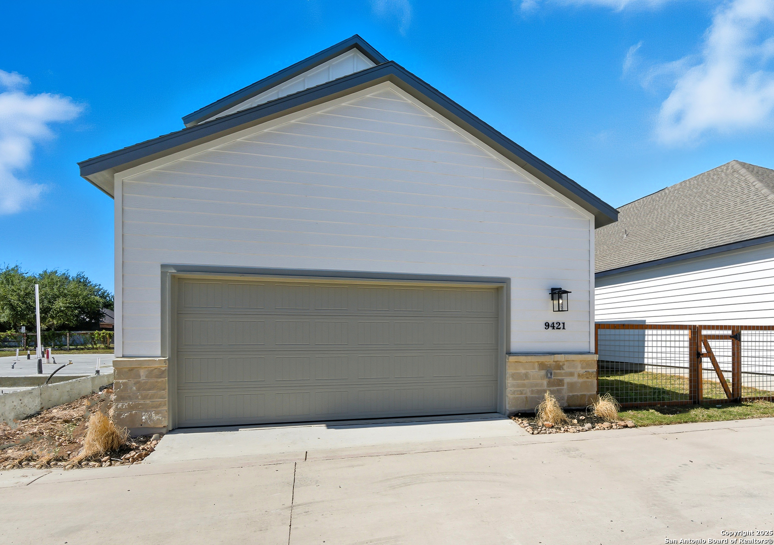 9421 Chatside Schertz TX 78154