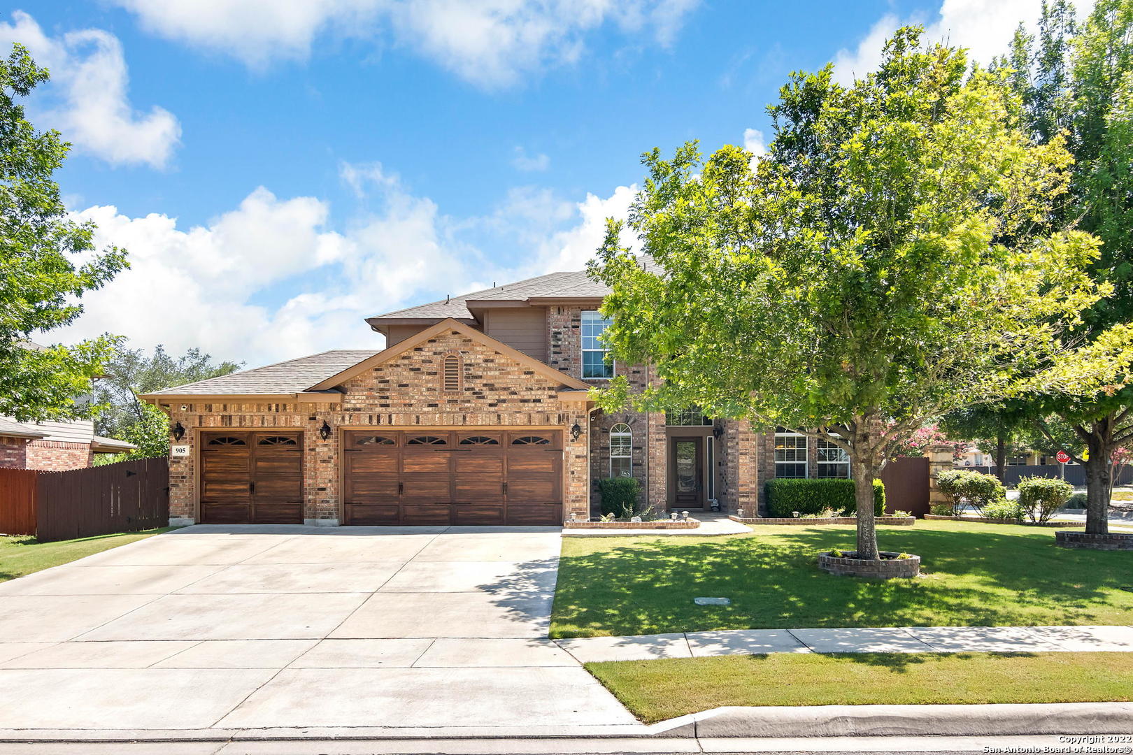 905 Armour Drive Cibolo TX 78108