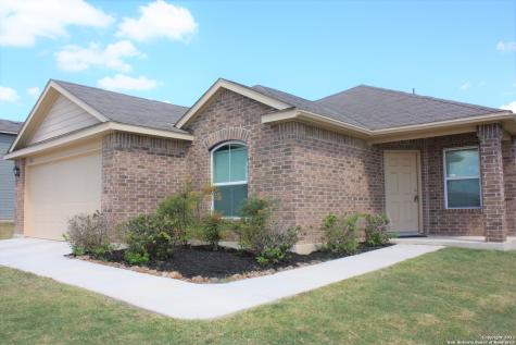 1016 Clarkston Drive Seguin TX 78155