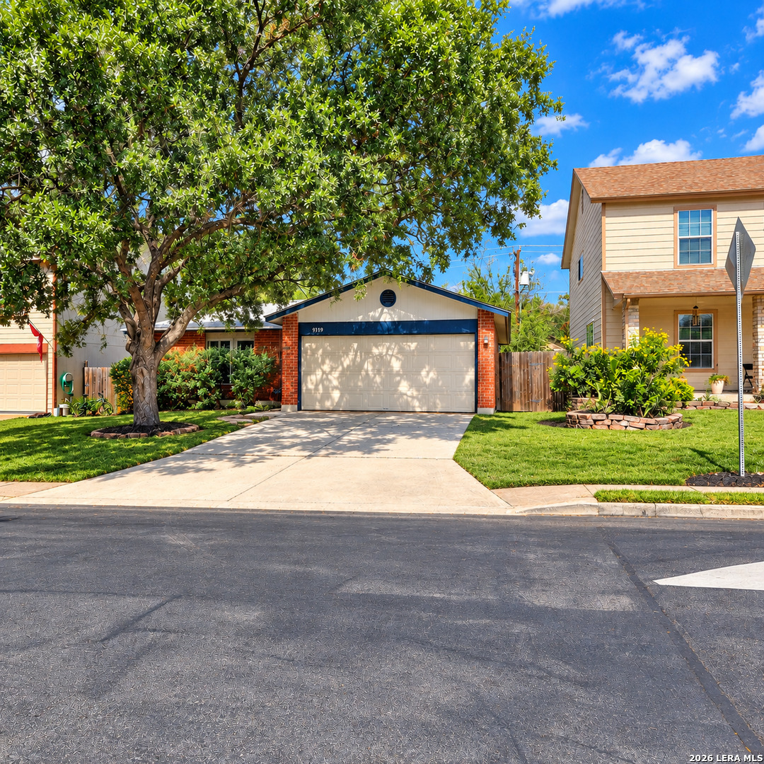 9319 Bendell San Antonio TX 78250