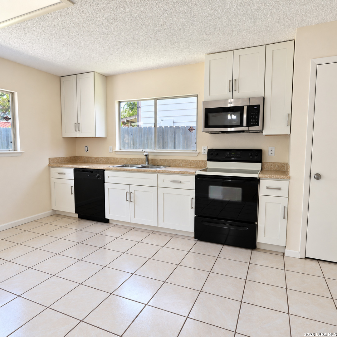 9319 Bendell San Antonio TX 78250