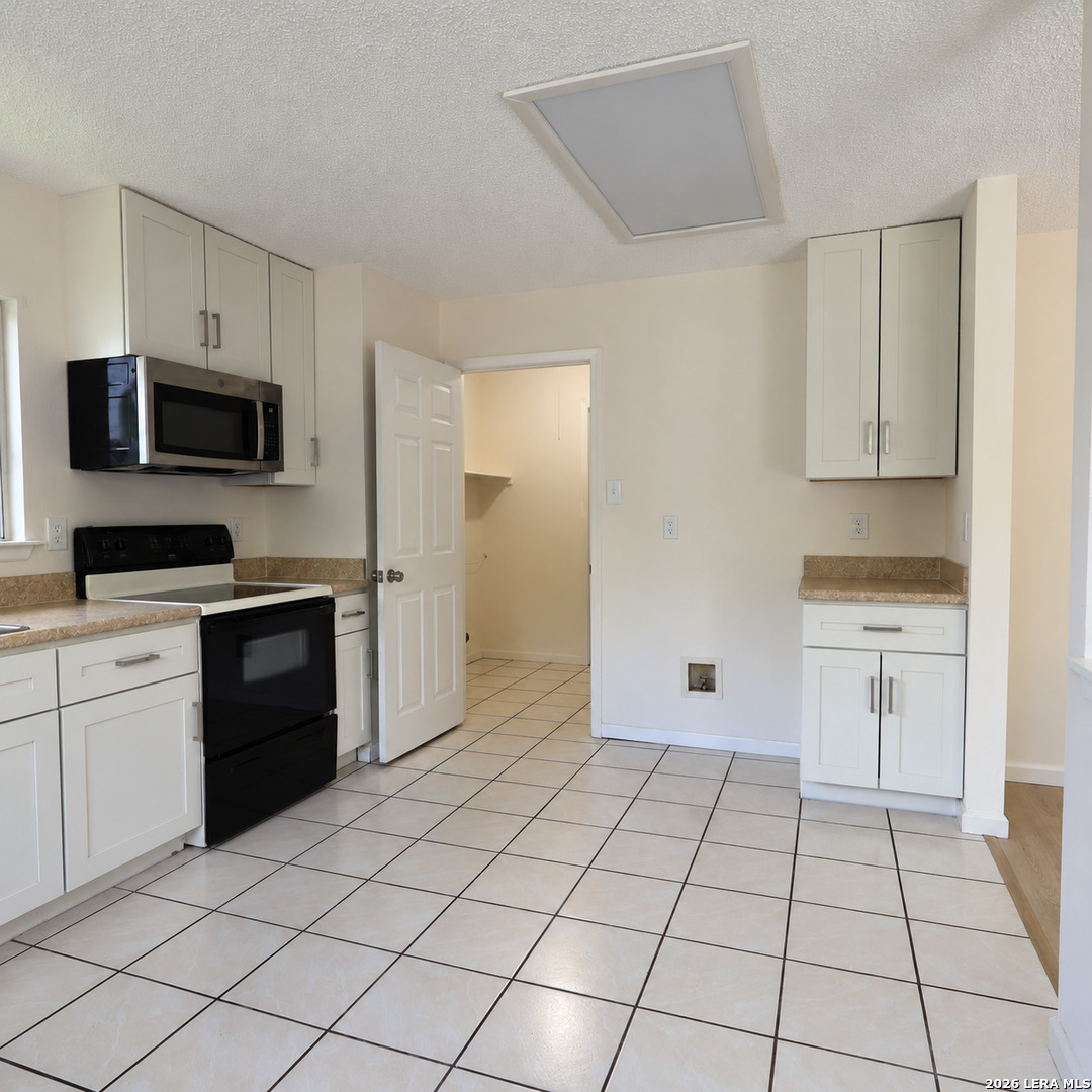 9319 Bendell San Antonio TX 78250